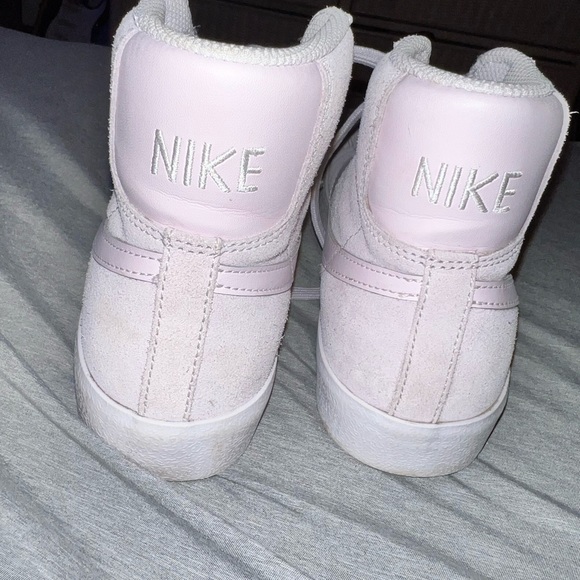 Suede Purple Nike blazers - Picture 2 of 2